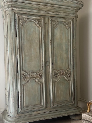 Cabinet Finishes — Gallery 06