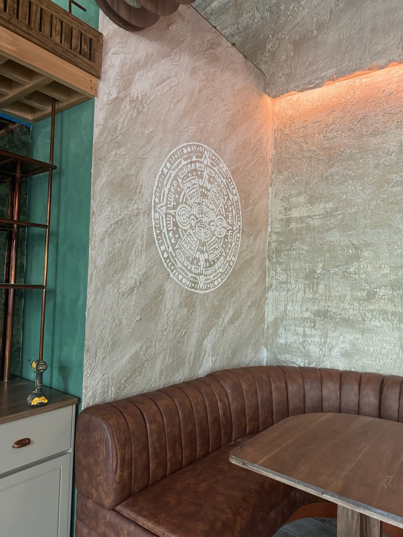 Wall Finishes — Gallery 02